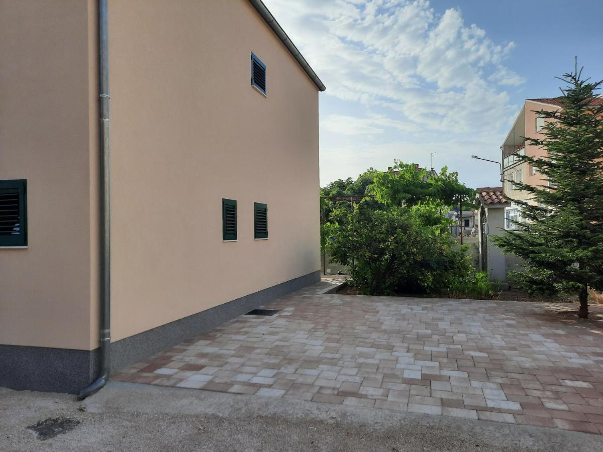 Apartman Laura M Vodice Kültér fotó