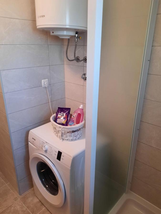 Apartman Laura M Vodice Kültér fotó
