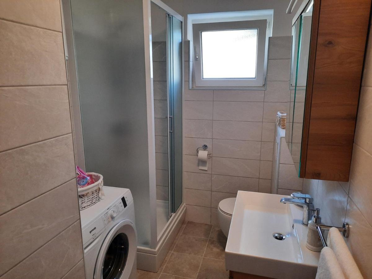 Apartman Laura M Vodice Kültér fotó
