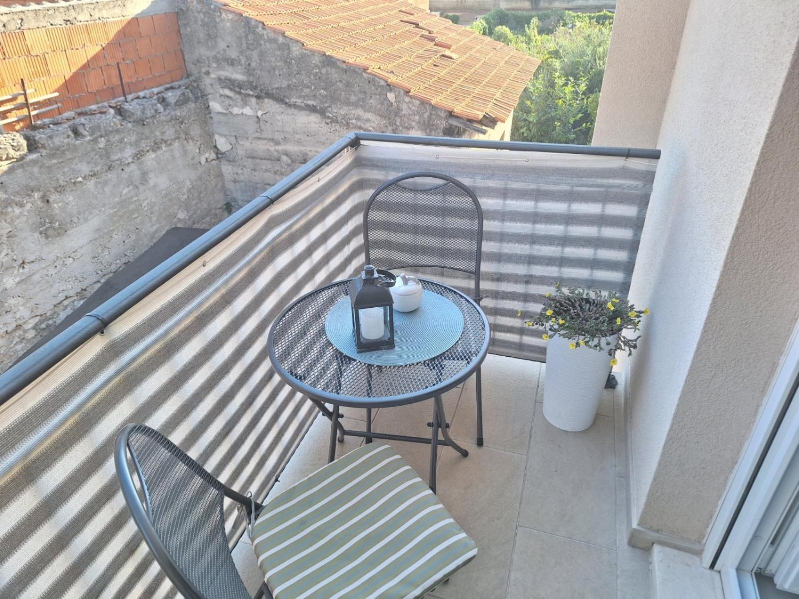 Apartman Laura M Vodice Kültér fotó
